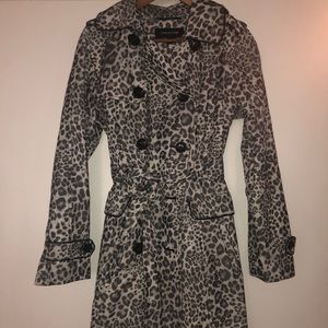 Like new Jones New York Trench/Raincoat